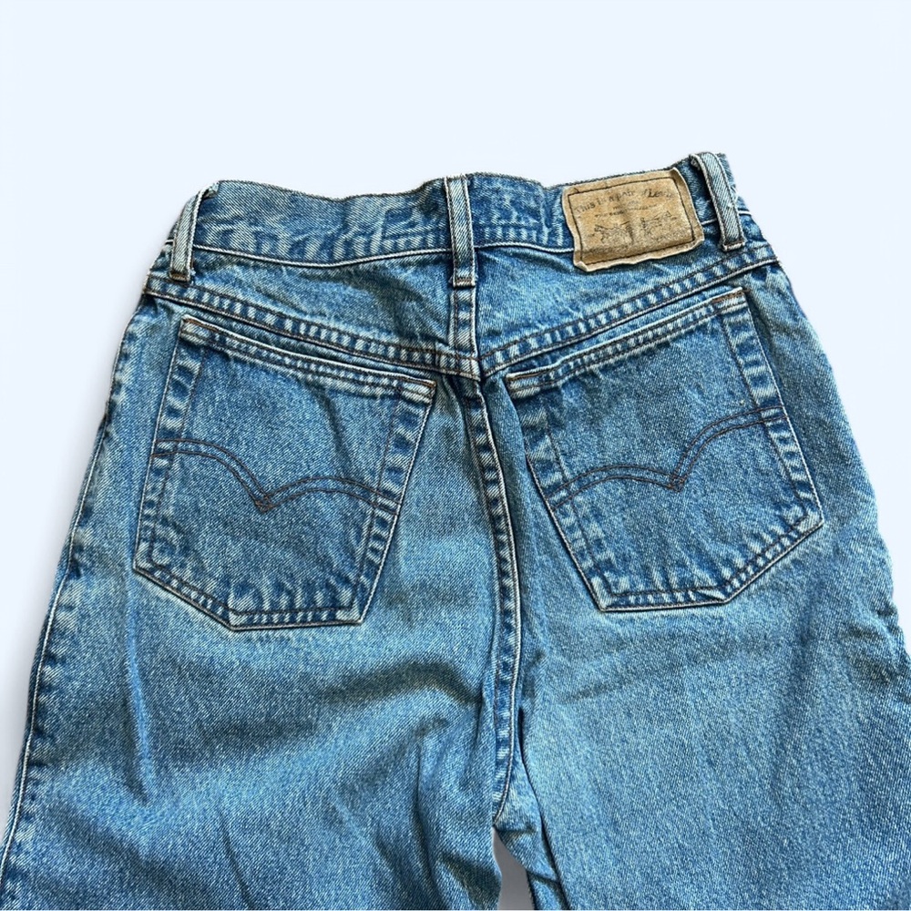 90s Vintage Levi’s mom Jeans